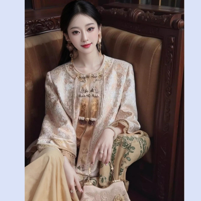 今年流行特惠实拍现货新中式重工提花刺绣拼接蕾丝外套+半裙两件