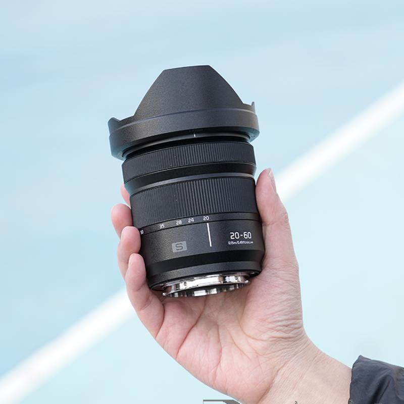 松下18-40 24-105 24-70 20-60  14-28 F4F2.8全画幅微单镜头