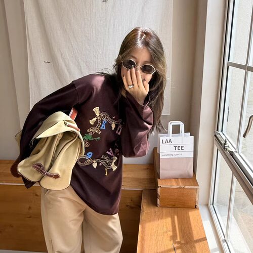 宽松慵懒感长袖T恤女圆领上衣
