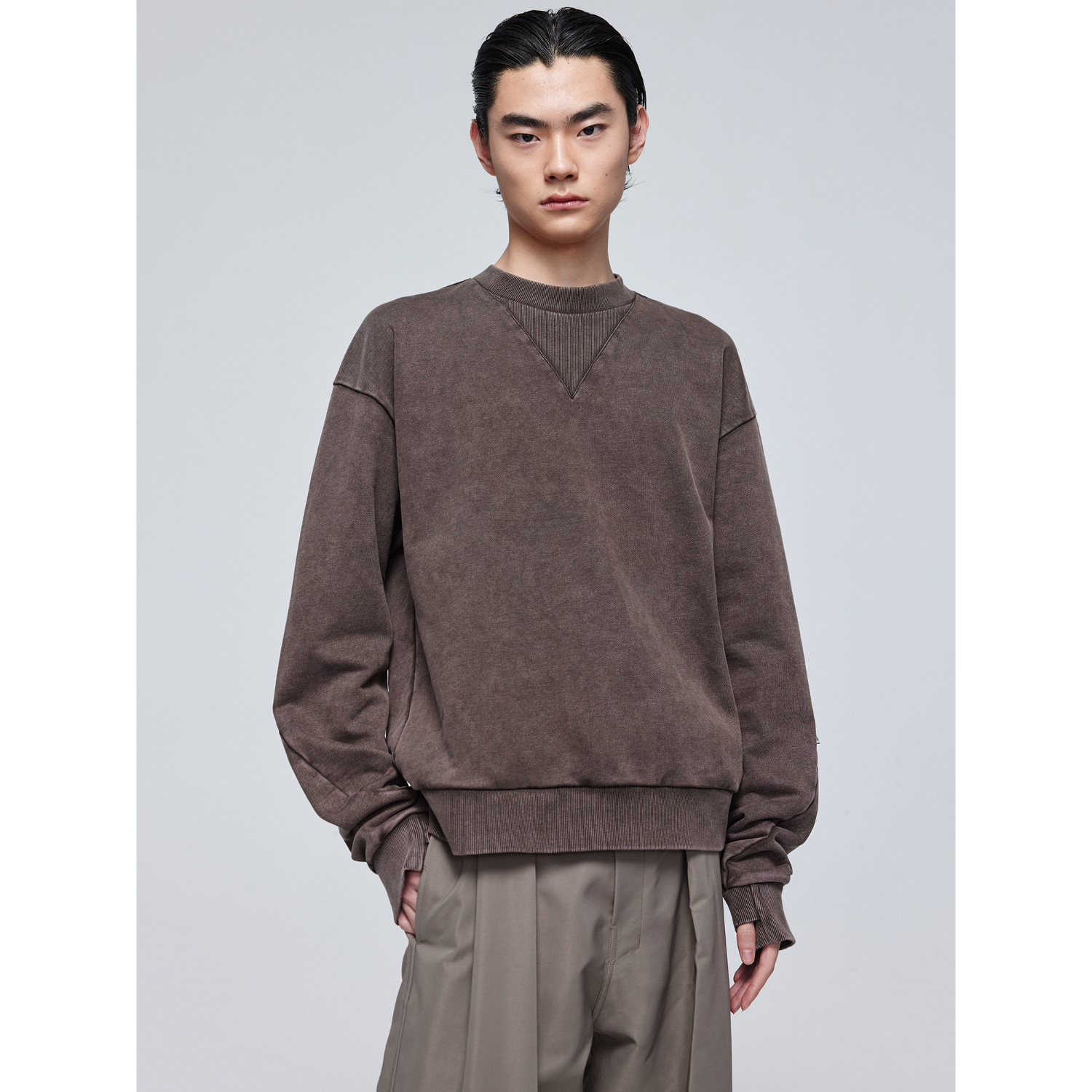Simple Project* Crew Neck Faded Sweatshirt 圆领洗褪卫衣