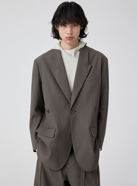 Simple Project 侧扣戗驳领西装