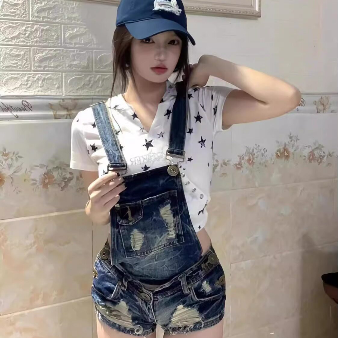 欧美y2k千禧辣妹复古做旧磨破牛仔背带裤女2024新款包臀显瘦短裤