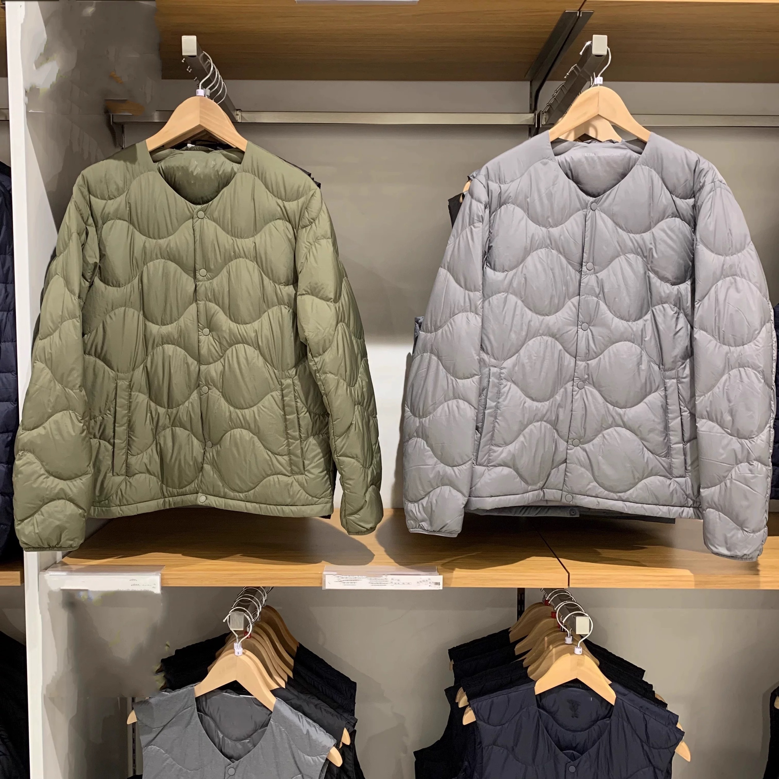 日单男装秋冬高级轻型羽绒便携式茄克/弧形压线外套羽绒服472798