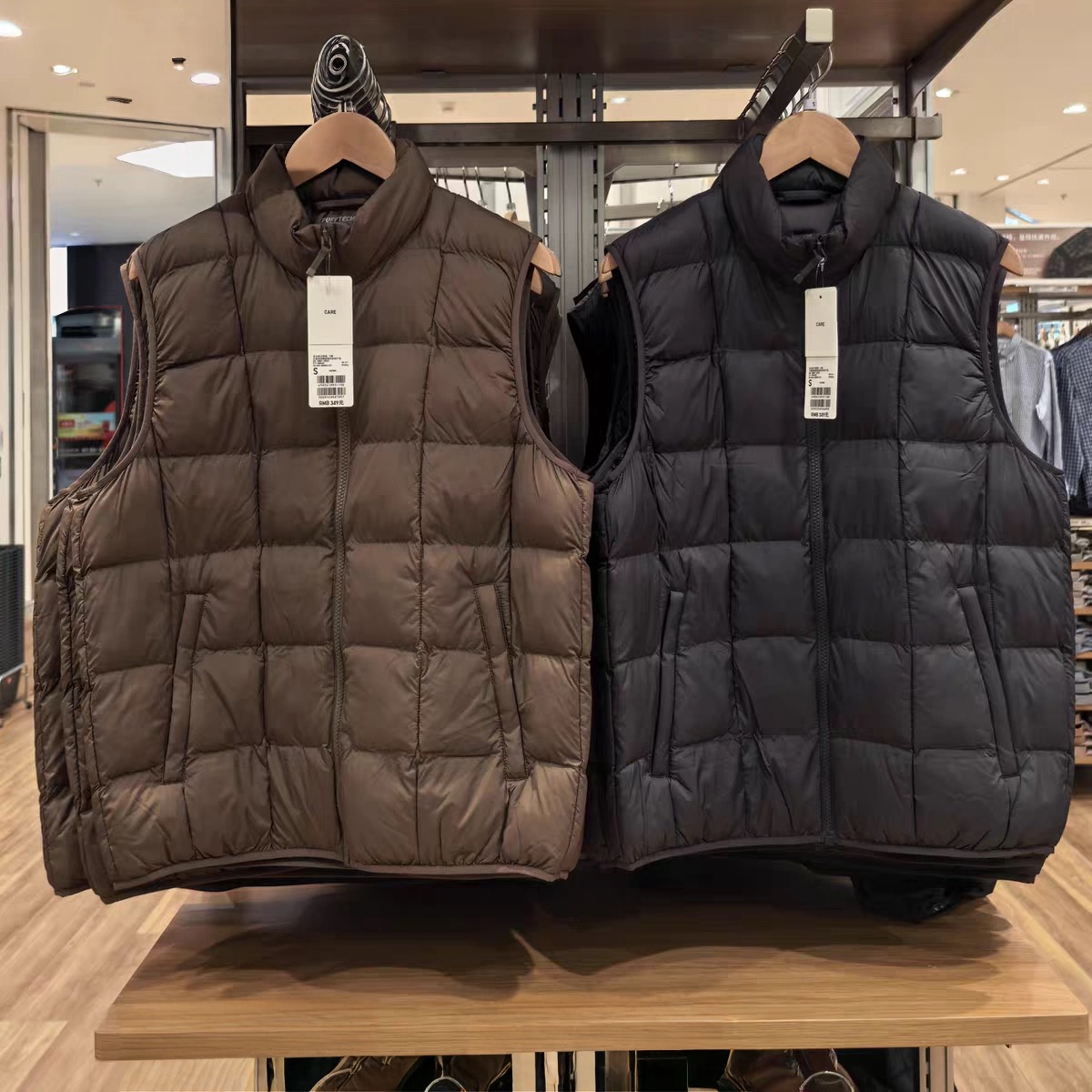 日单男装女装空气棉服背心/便携式马甲25新款宽松立领外套 483632