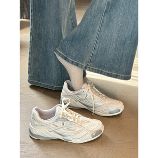 小众银色德训鞋女款2026新款春季透气网面厚底增高休闲百搭小白鞋