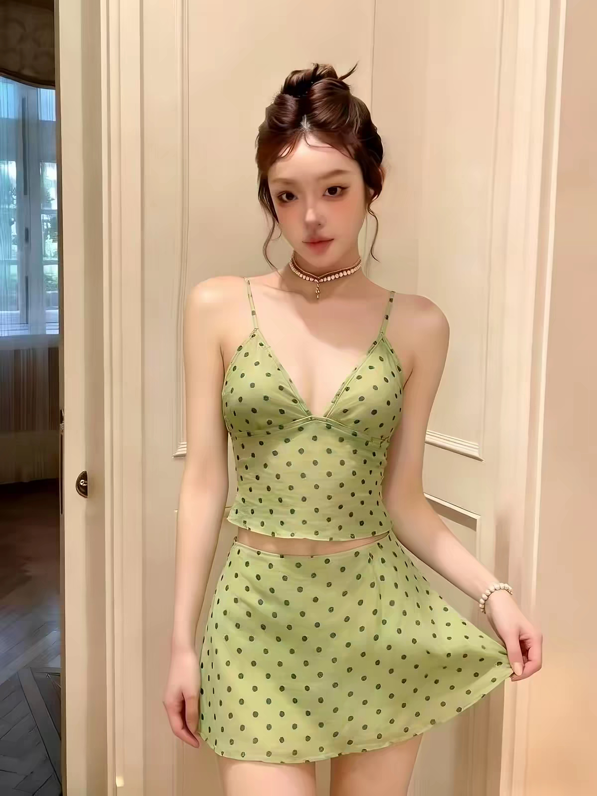 绿色波点吊带两件套甜美显瘦遮肉小胸泡温泉度假比基尼游泳衣性感