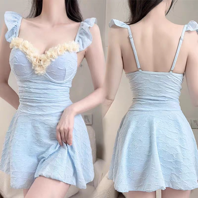 特价2025新款连体泳衣女保守吊带平角显瘦遮肚日系可爱小胸泳装女