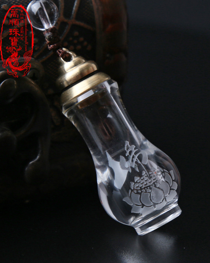 晶万顺天然白水晶舍利瓶吊坠楞严咒嘎乌盒许愿瓶莲花佛观音瓶挂坠