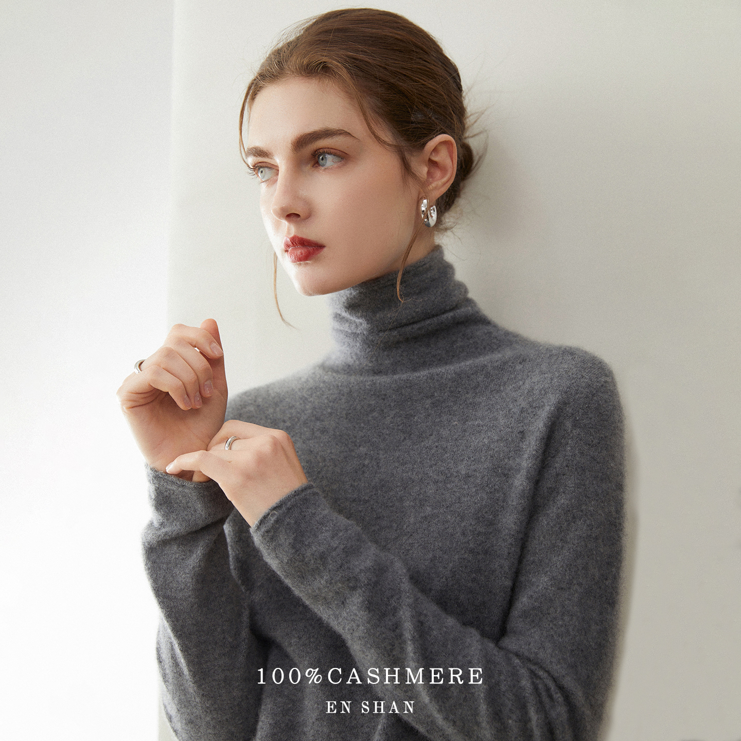 100%山羊绒女堆堆领针织打底衫