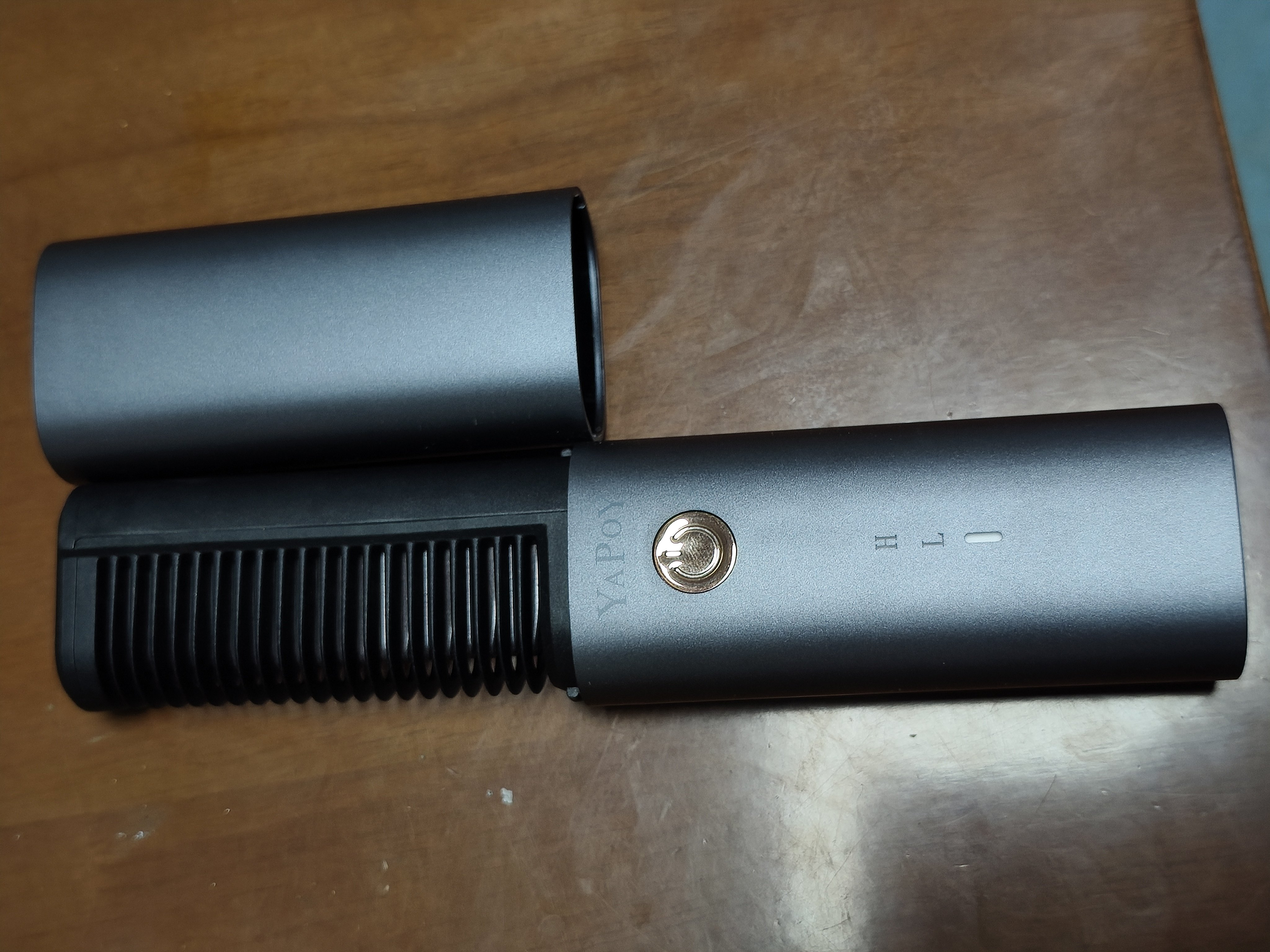 电商退货默认坏的出口欧美便携式无线直发梳无线直发梳无线直发器