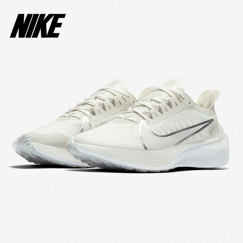 耐克正品女子训练跑步鞋