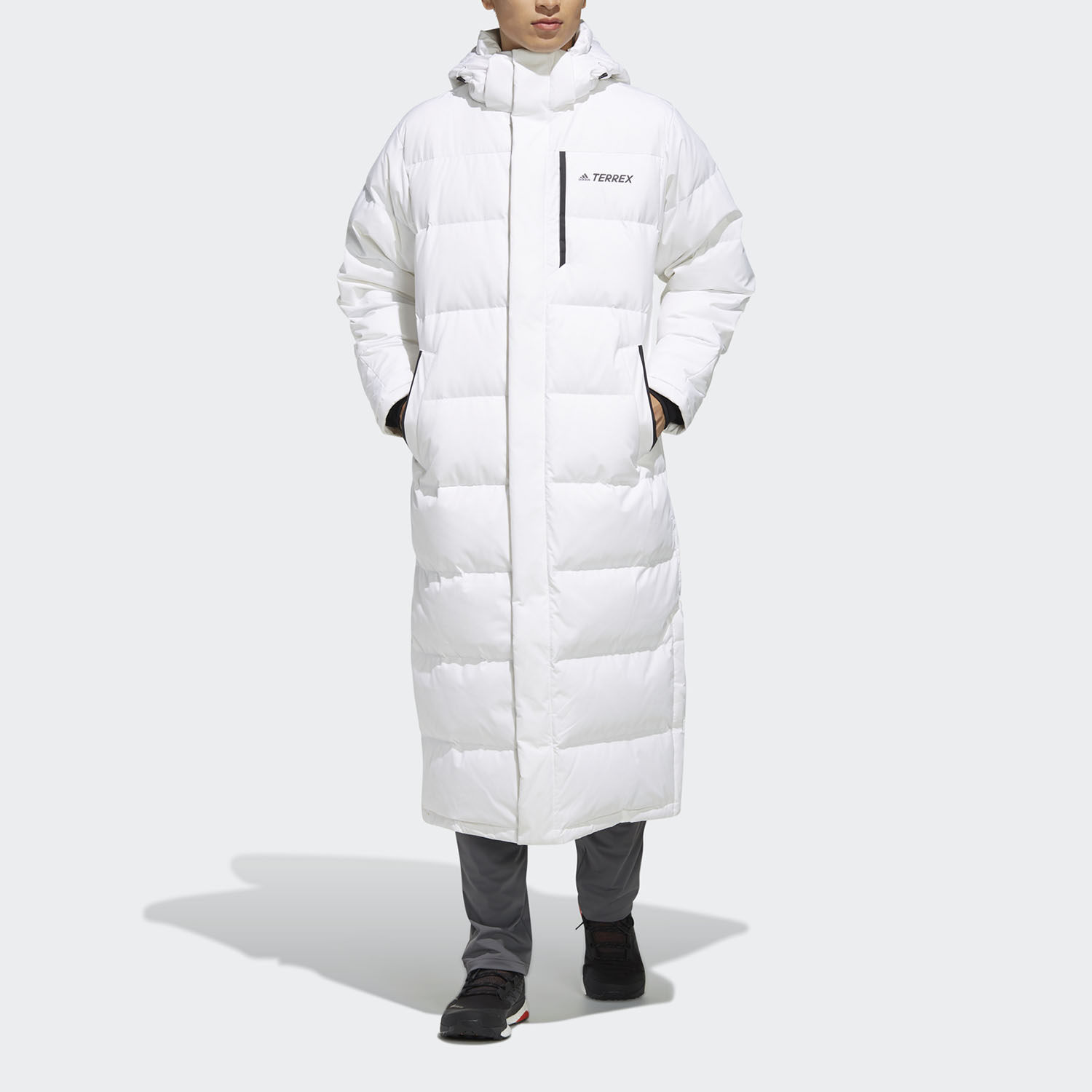 Adidas/阿迪达斯正品春季新款男子冬季户外运动羽绒服 FJ9240