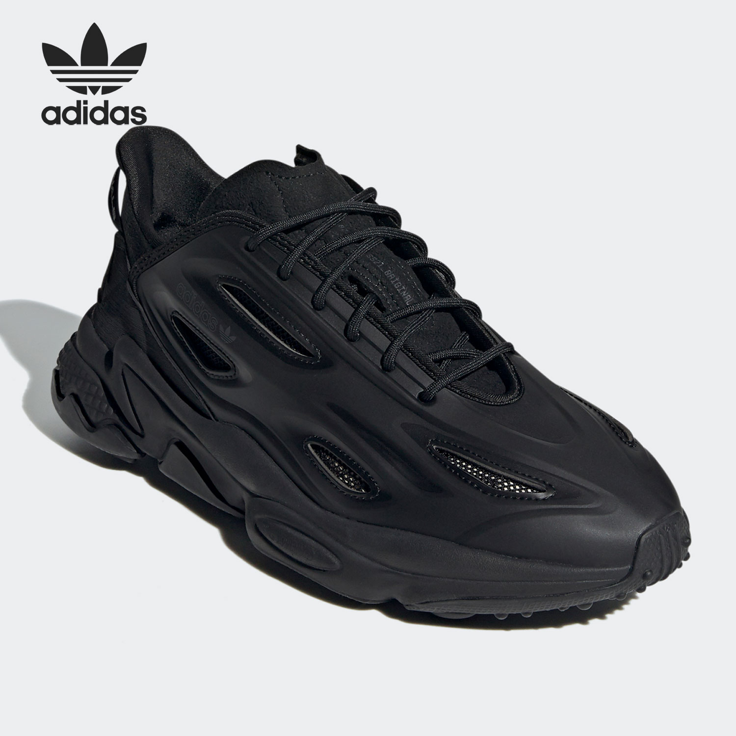 阿迪达斯男女经典运动鞋