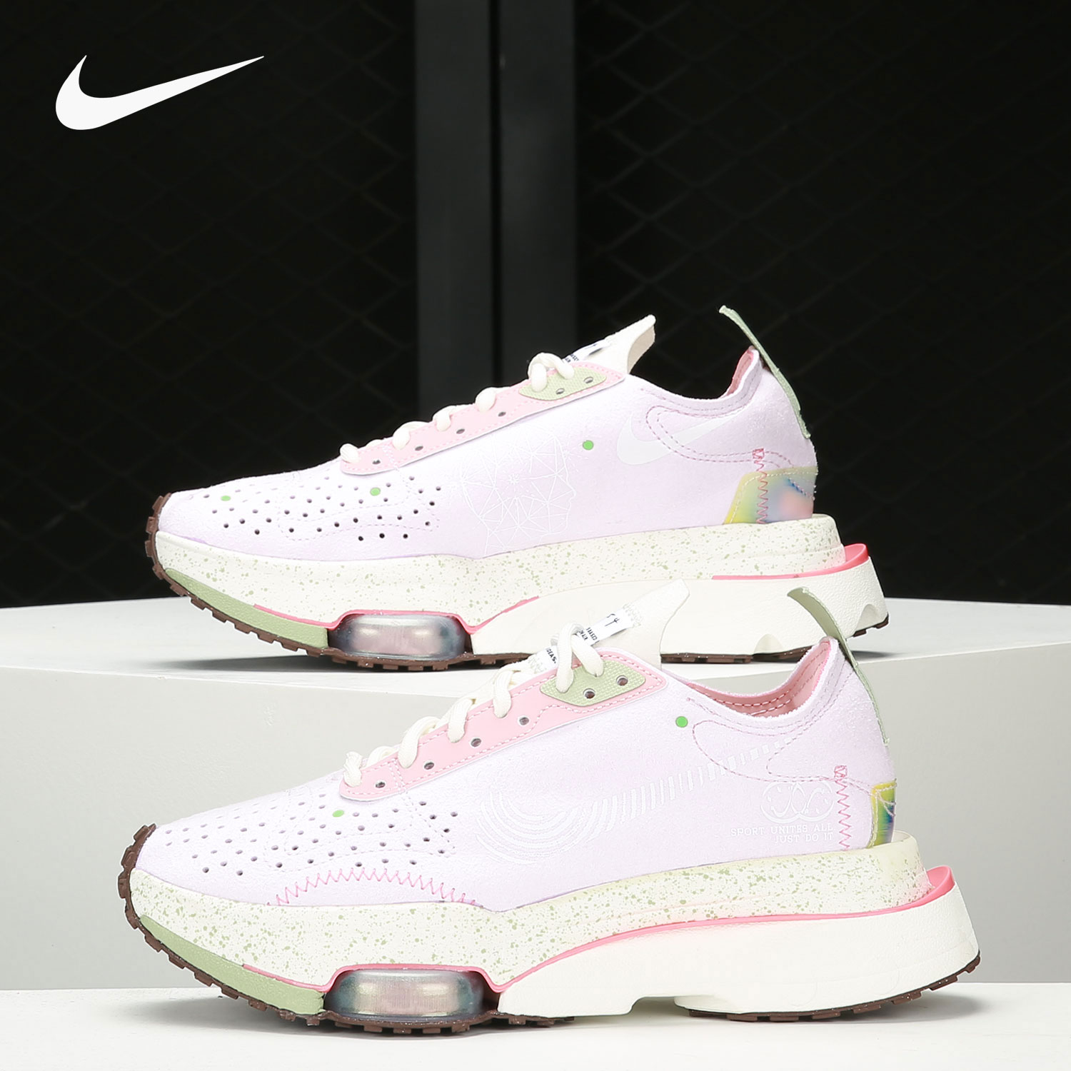 耐克女子休闲低帮透气跑步鞋