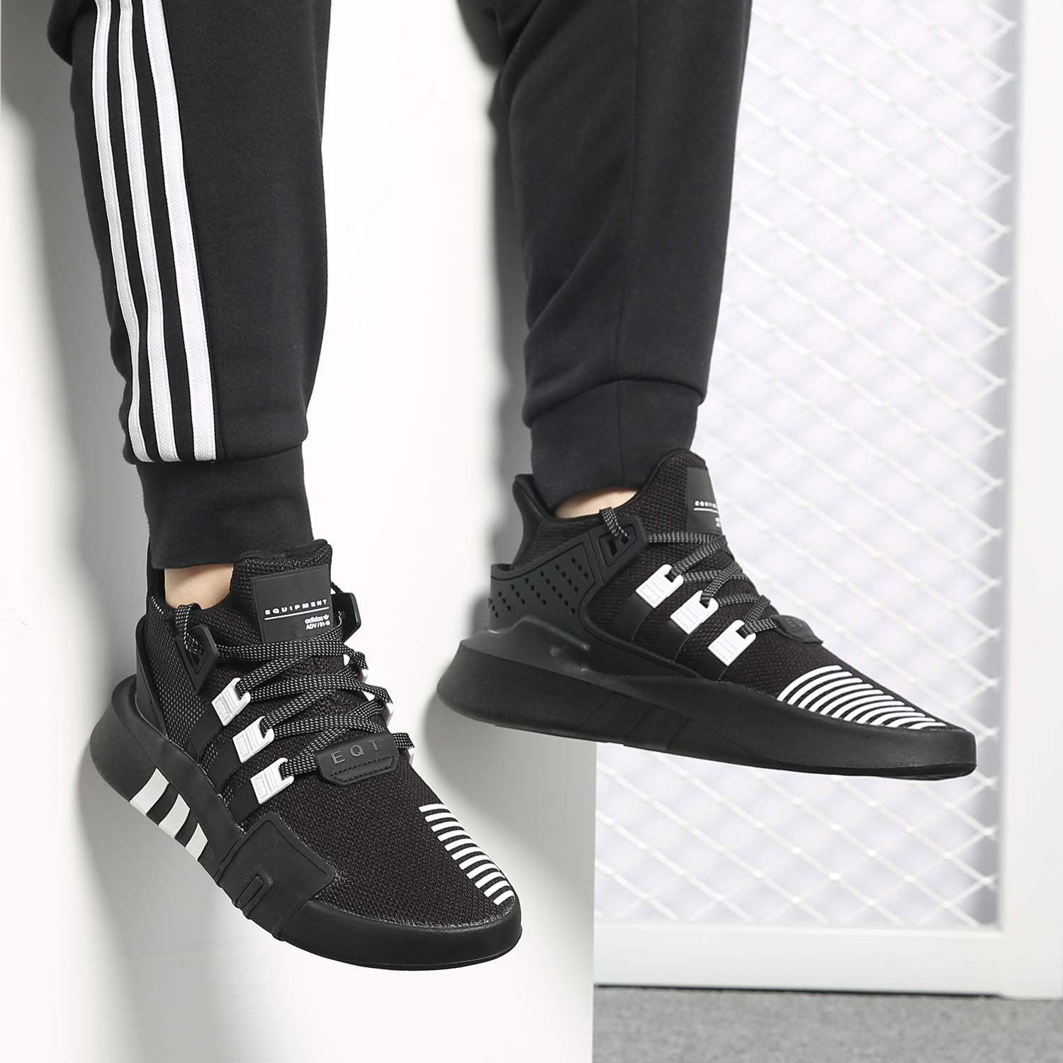 阿迪达斯男女正品运动休闲鞋清仓特价BD7773 FW1335 GW9747