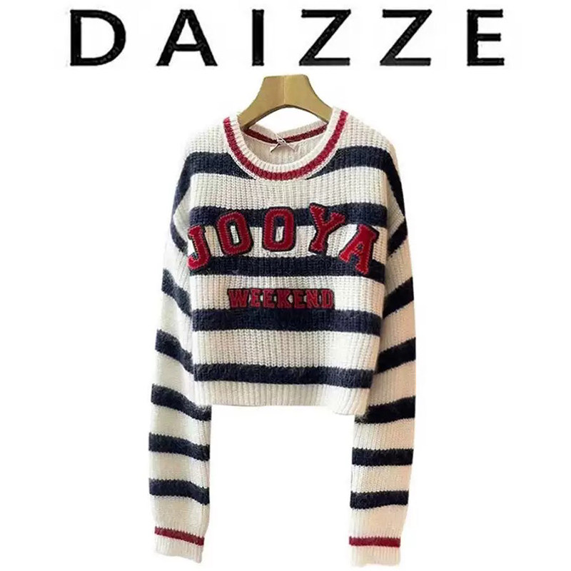 DAIZZE~撞色短款长袖针织衫女春秋新款设计感小众字母条纹毛衣