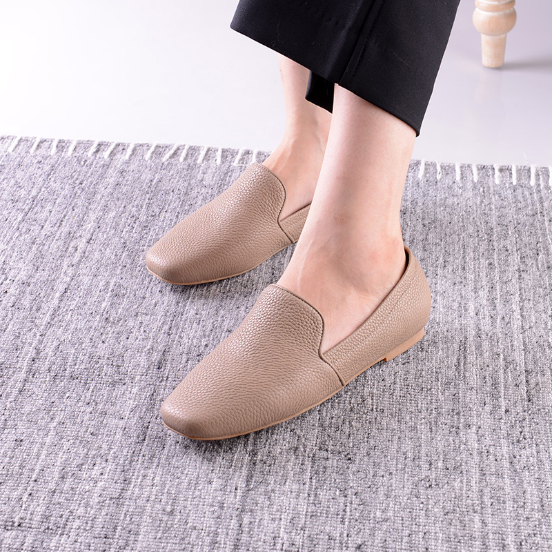 VDVC小众荔枝纹牛皮舒适奶奶鞋