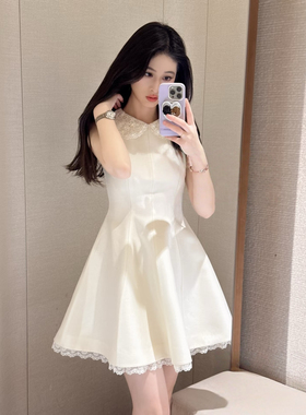 JR 专柜正品2026春季新款 绣花领拼接蕾丝优雅法式连衣裙XSJ0L03D