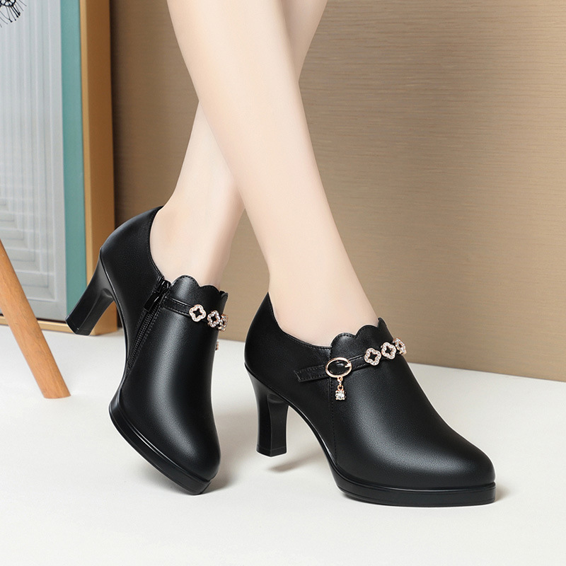 英伦风气质女鞋时尚百搭深口春秋妈妈鞋舒适高跟鞋软底软面单鞋