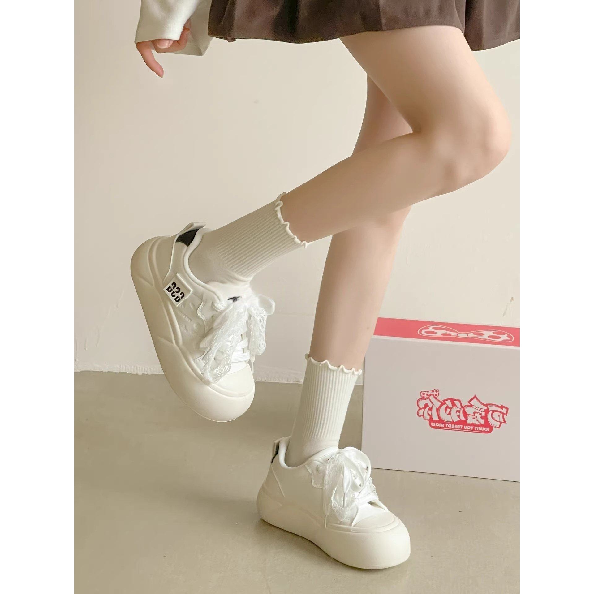 小白鞋女2026春秋新款韩系ins百搭小众厚底板鞋大头面包鞋,女鞋,时尚休闲鞋,淘宝优惠券,粉丝福利购,淘宝优惠卷