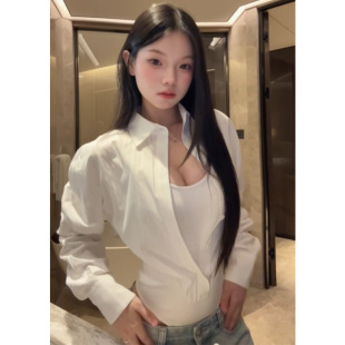 拼接假两件白色连体衬衫 上衣 女纯欲辣妹性感修身 收腰POLO领长袖