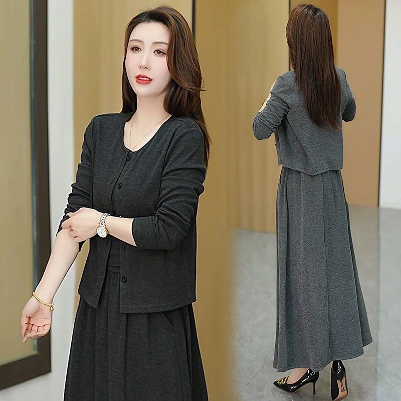 时尚洋气减龄女运动套装