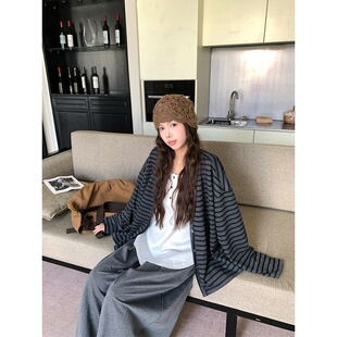 慵懒风条纹长袖 复古盐系宽松单排扣开衫 外套女装 新款 上衣 秋季 大码