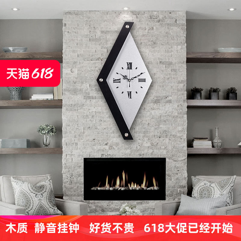 现代简约挂钟轻奢钟表极简石英钟客厅钟表餐厅挂钟书房静音钟表