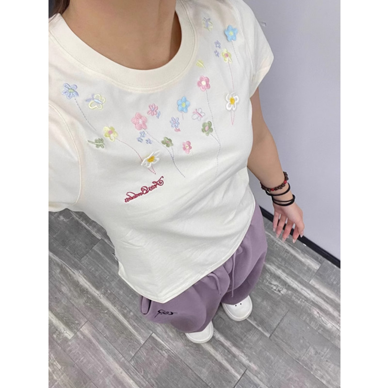 美式正肩立体小花刺绣短袖t恤女