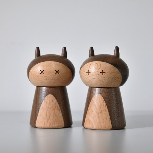 原创小超人实木牙签盒可定制表情