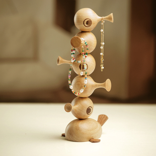 几人设计爱鸭鸭玄关入户摆件钥匙手串手表首饰高级感实木收纳挂架