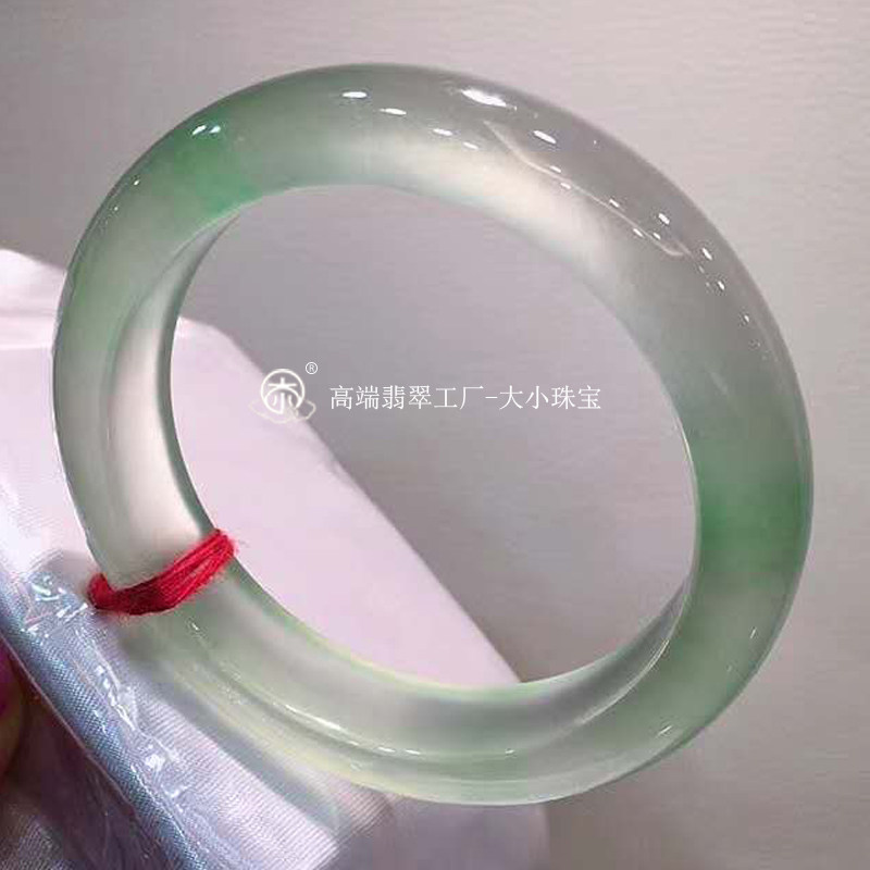 大小珠宝玻璃种冰透水润起荧光翡翠手镯正圈57老坑阳绿翡翠玉镯子