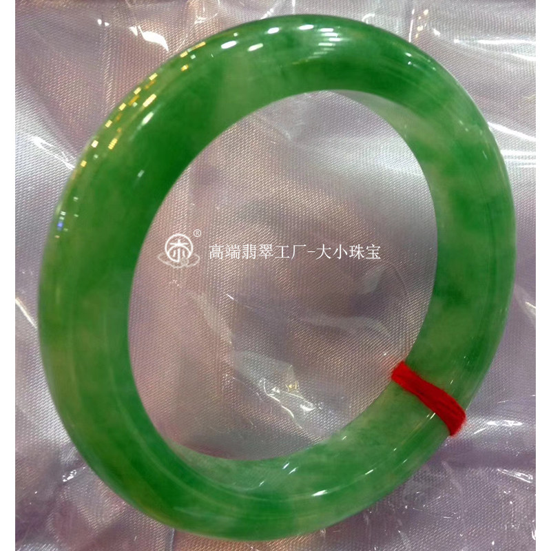 大小珠宝 冰种满绿翡翠手镯女正圈圈口55.6mm 缅甸天然翡翠玉镯子