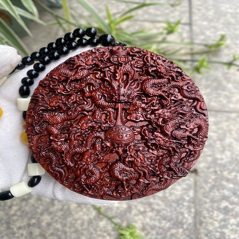 小叶紫檀精雕九龙戏珠吊坠挂牌车挂件雕刻工艺饰品手把件红木文玩