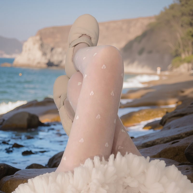 纽扣可拆卸爱心双层加绒奶白丝袜光腿裸感秋冬瘦腿打底点点连裤袜