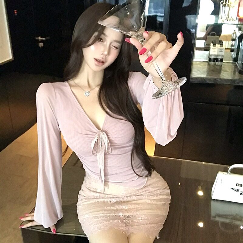 绑带褶皱长袖上衣女V领T恤蕾丝半身裙两件套秋季法式洋气绝美套装