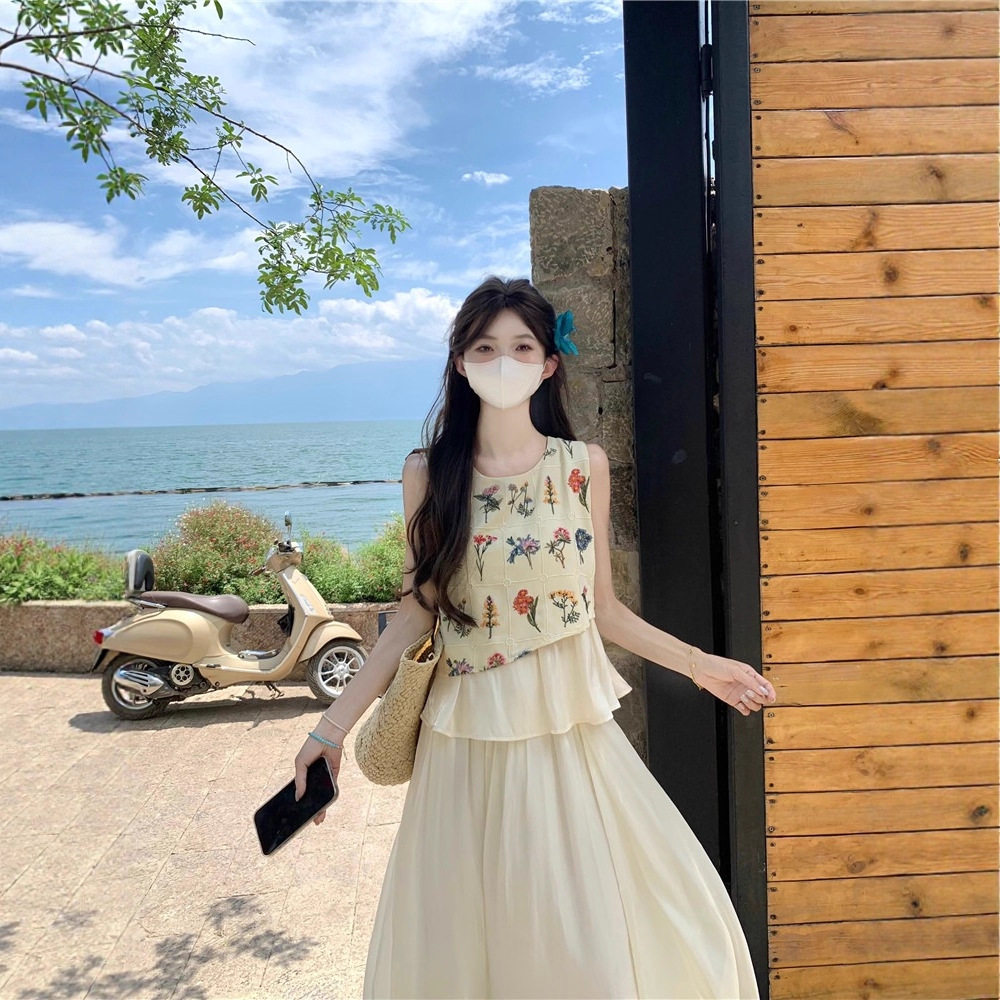 波西米亚无袖棉麻上衣女夏亚麻套装法式娃娃衫吊带背心民族风