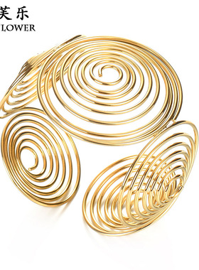 跨境民族风镂空多层圆形宽面开口手镯个性夸张设计感钛钢情侣首饰