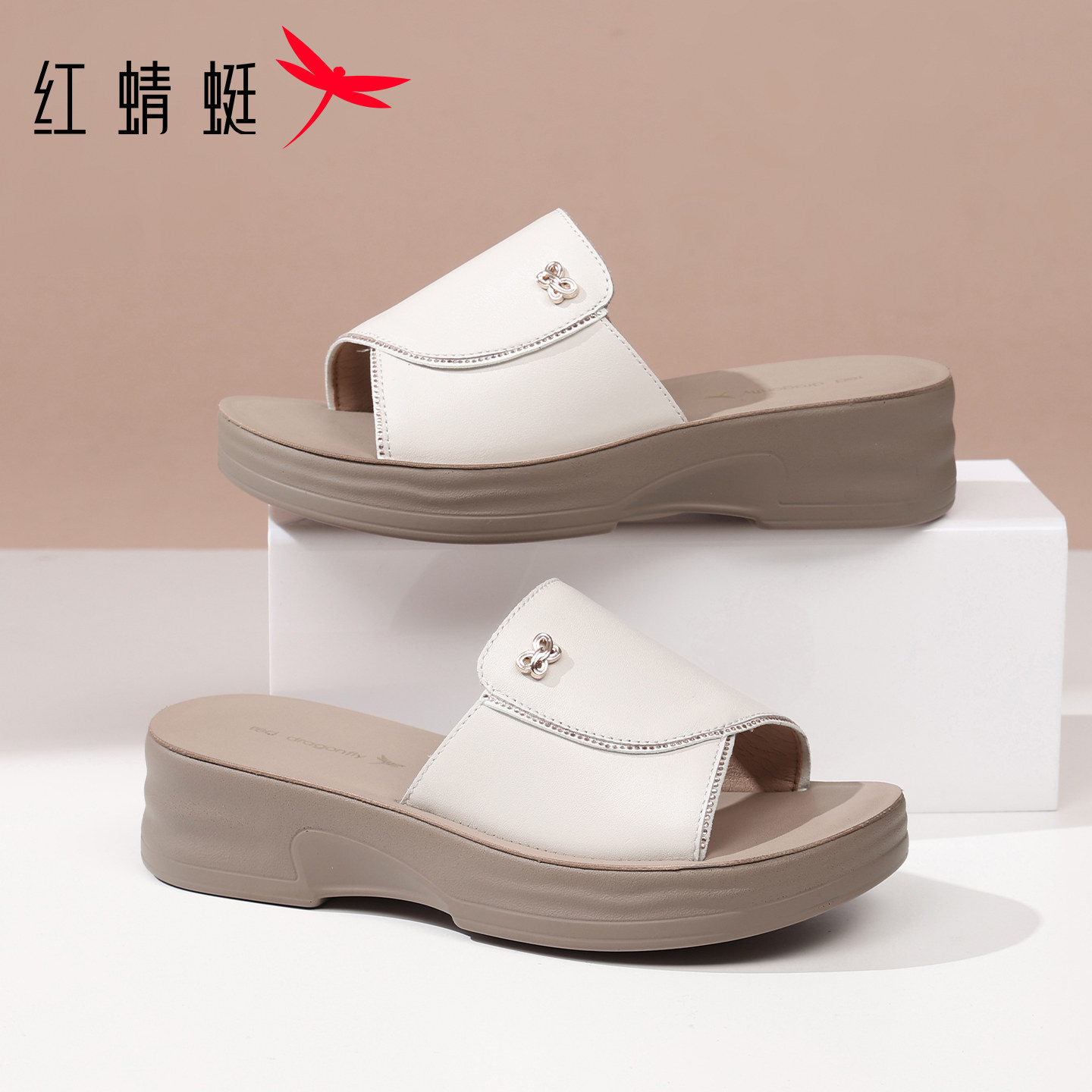 红蜻蜓夏季女鞋休闲增高牛皮拖鞋图片