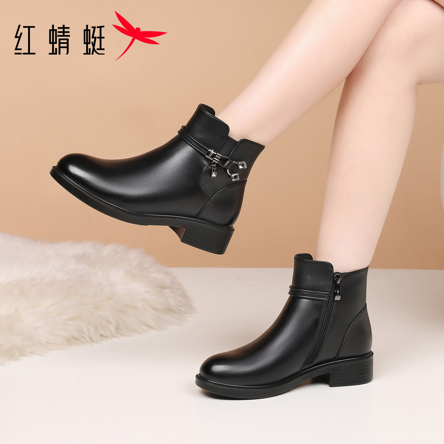 红蜻蜓冬季女士加绒保暖时装靴