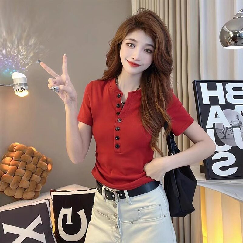 红色圆领短袖t恤女夏季2025新款设计感小众收腰显瘦短款修身上衣