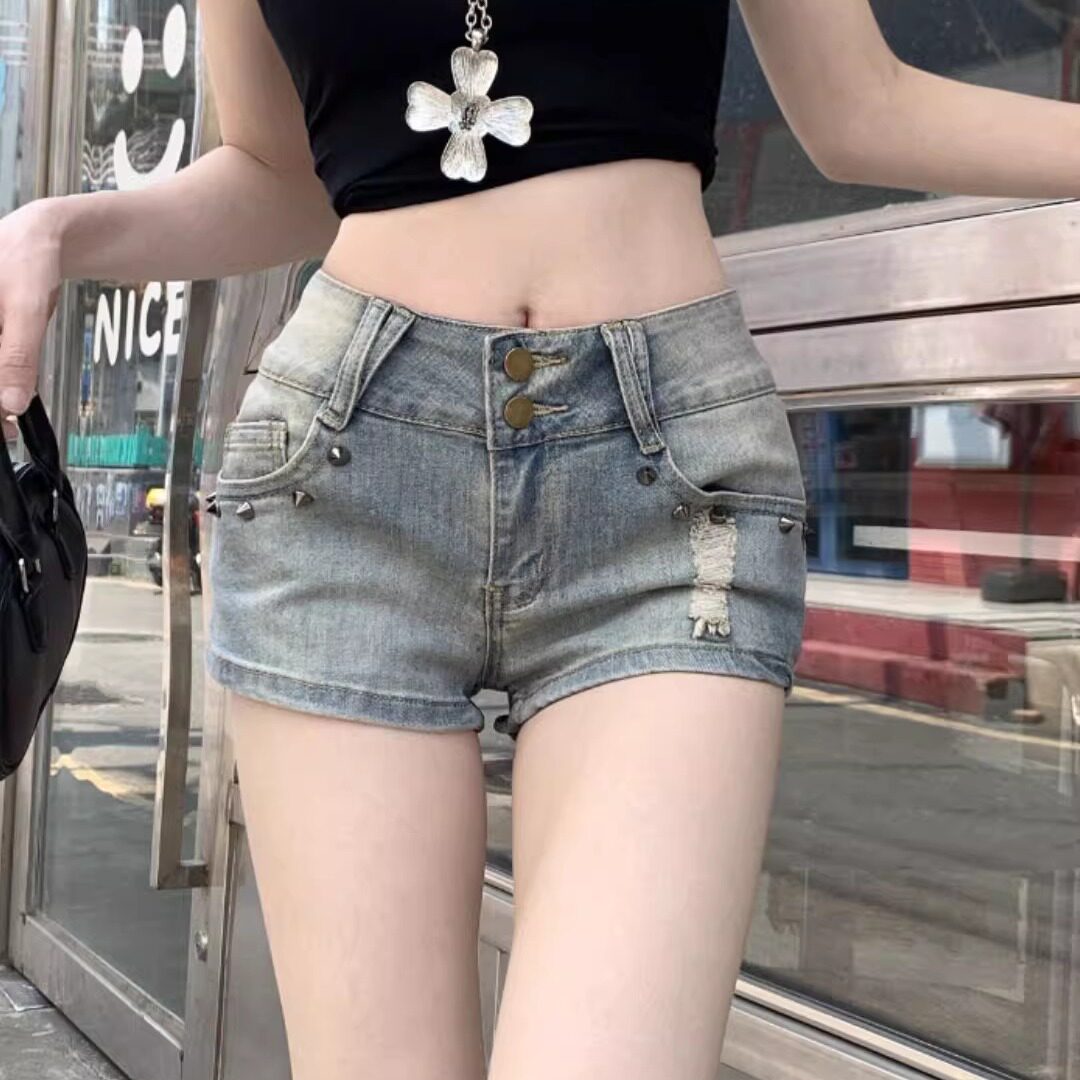 美式辣妹风复古低腰牛仔超短裤女夏季小众铆钉破洞紧身包臀热裤潮