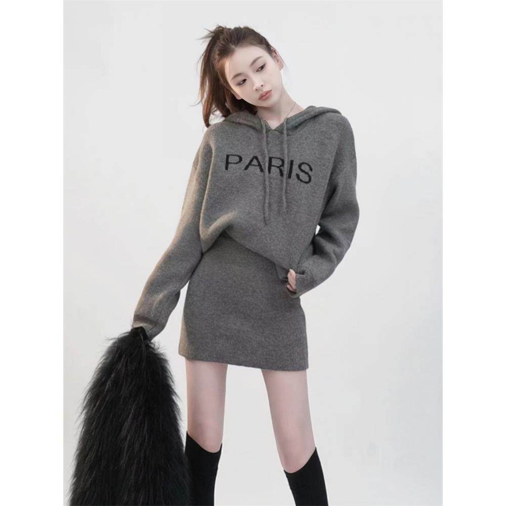 小香风套装女春秋2025新款高级感气质短款毛衣针织包臀短裙两件套