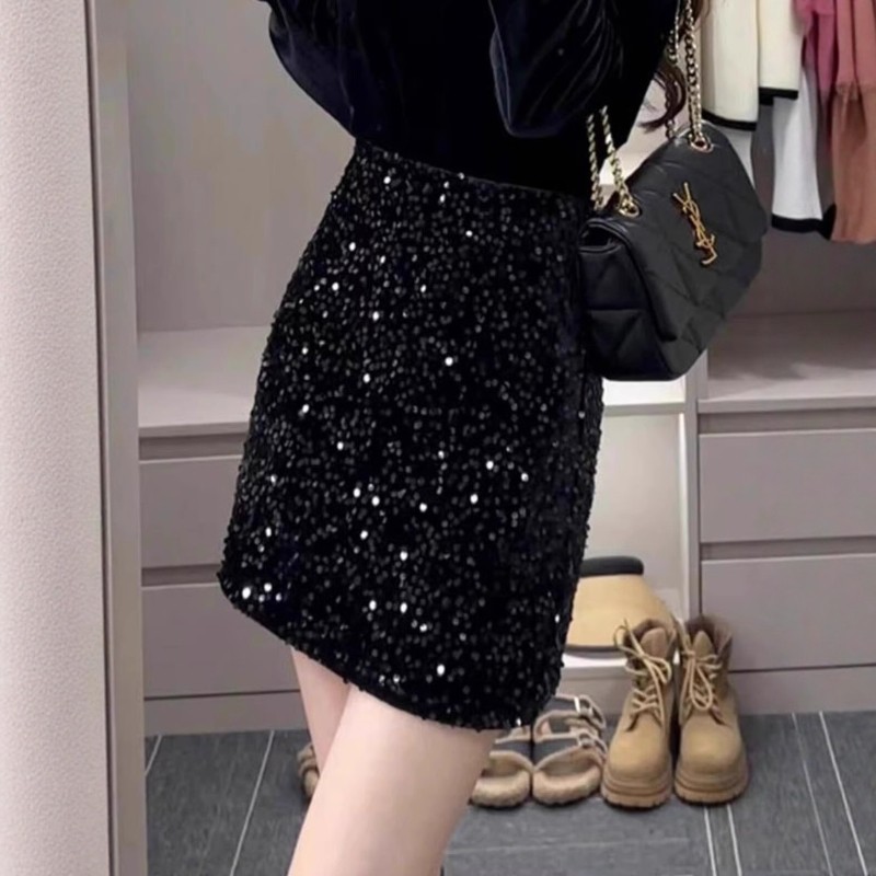 黑色亮片半身裙女春秋季2025新款高腰显瘦小个子设计感a字包臀裙