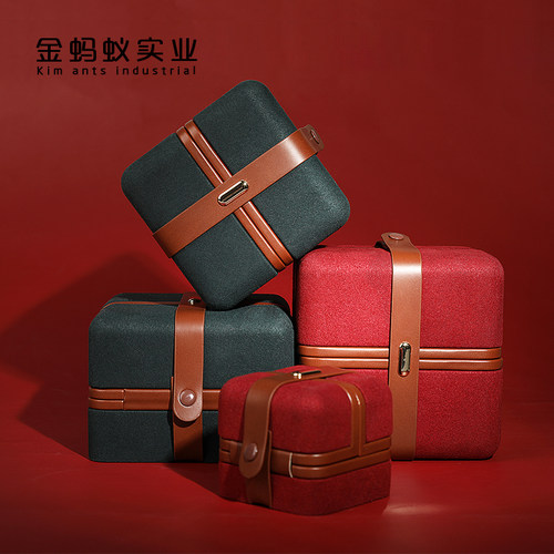 高档轻奢戒指盒圆角按扣吊坠盒小众设计手链手表盒项链首饰收纳盒 - 封面