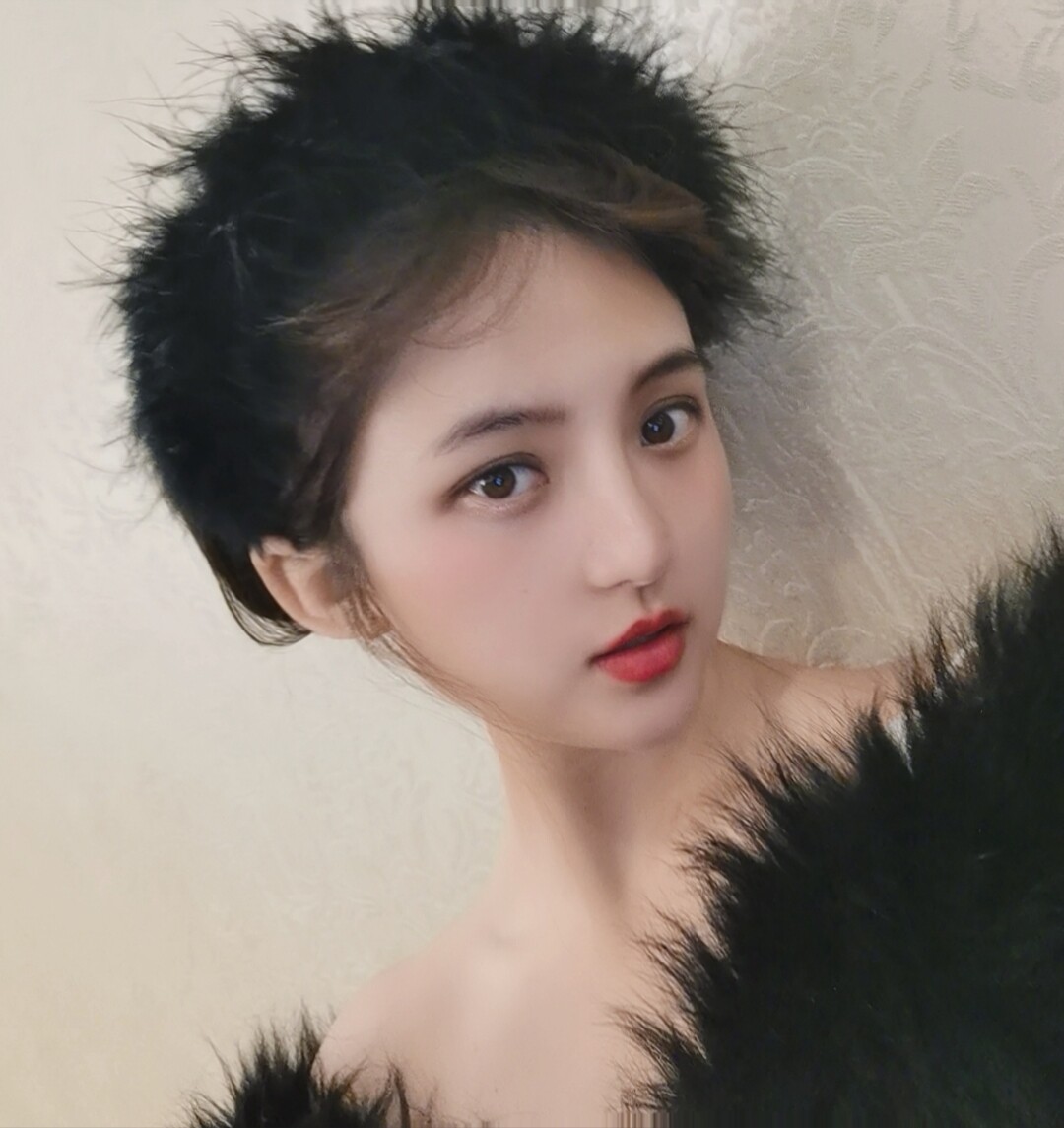 芭比家韩版气质复古春夏白毛毛发卡头箍鸵鸟毛绒压宽边发箍气质