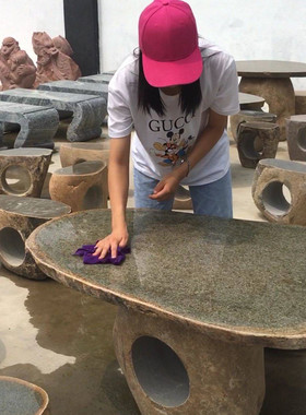 简约现代鹅卵石桌石凳石雕庭院花园户外园林休闲圆桌茶台落地摆件