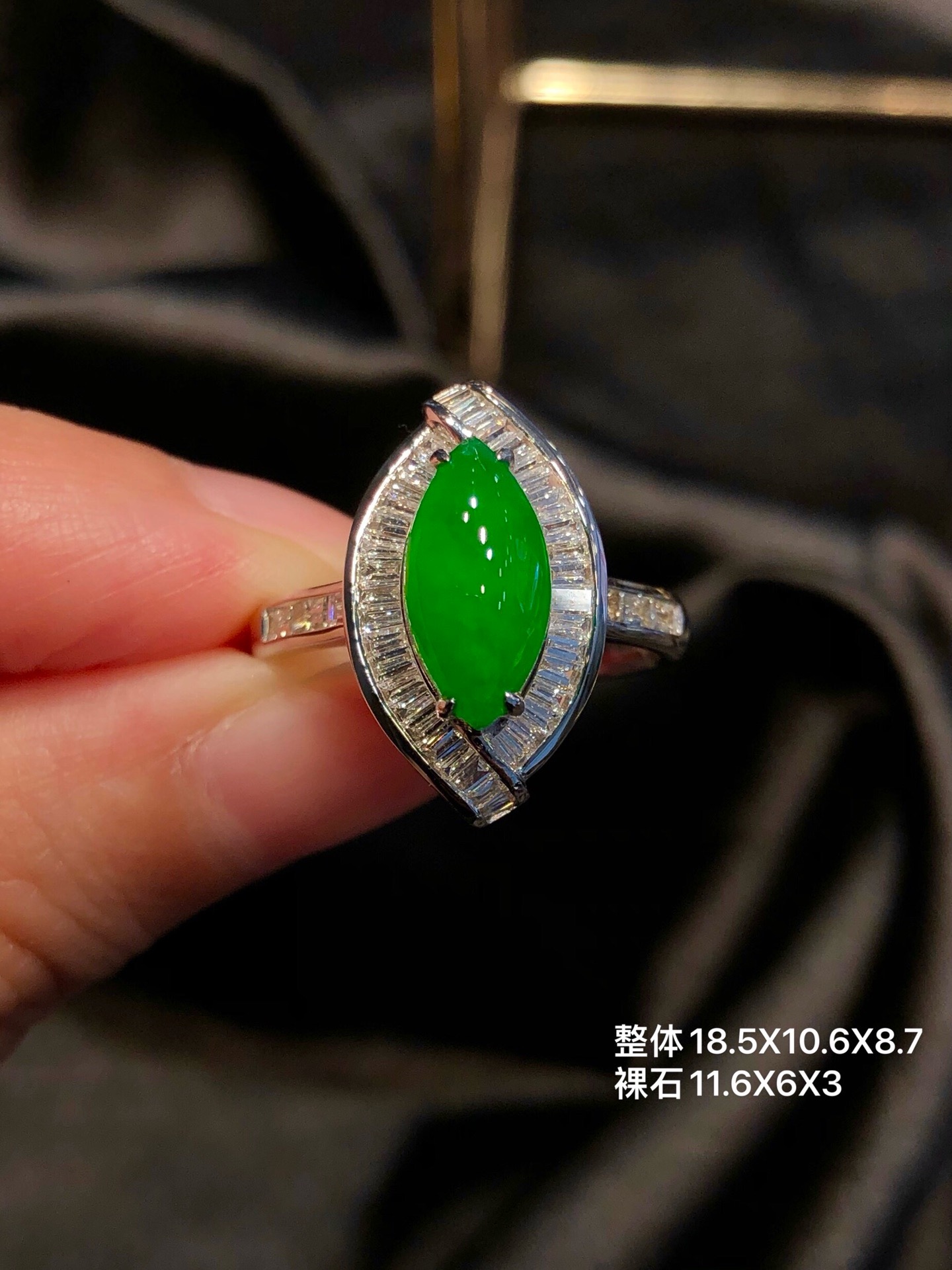 林夏珠宝天然缅甸A货翡翠质量饱满帝王绿马眼戒指18K金镶嵌玉石戒
