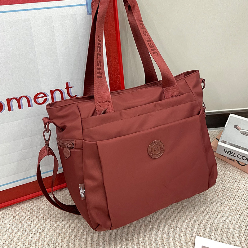 尼龙新款女士大容量电脑包休闲百搭牛津布手提单肩包出差旅行斜挎