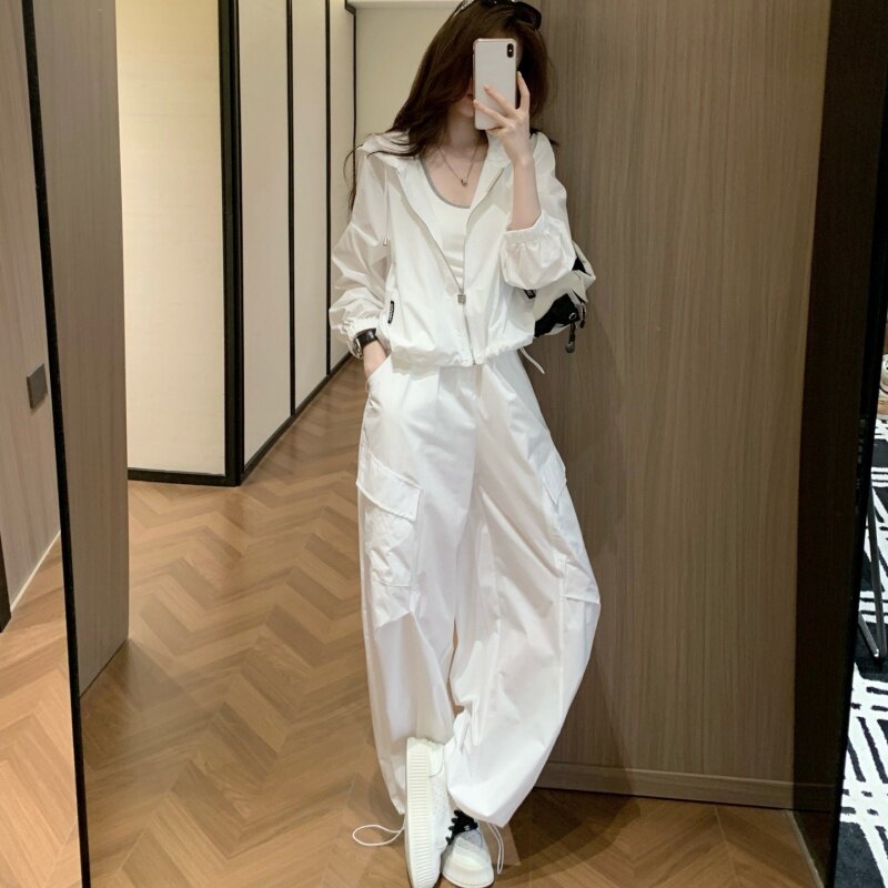 连帽抽绳短款冲锋衣套装女秋季宽时尚套装